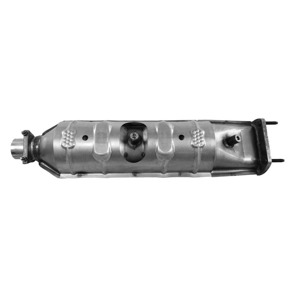 Walker® 15762 - Ultra™ Direct Fit Catalytic Converter
