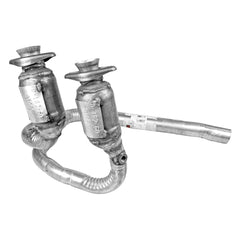 Walker® 81861 - CalCat™ Direct Fit Round Body Catalytic Converter and Pipe Assembly