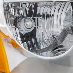 MAGNUM 05-07 HEAD LAMP RH Assembly, Halogen, Chrome Bezel