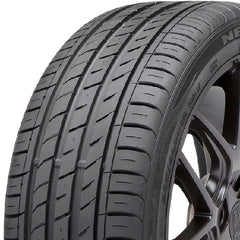 Nexen N'Fera SU1 225/35ZR19 88Y 300 AA A Ultra High Performance Summer Passenger BW Tire