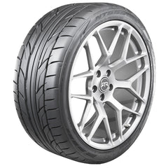Nitto Nt555 G2 235/35Zr20 92W Bw Tire