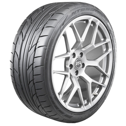 Nitto Nt555 G2 235/35Zr20 92W Bw Tire