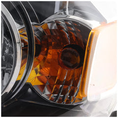 ESCAPE 05-07 HEAD LAMP LH, Assembly, Halogen